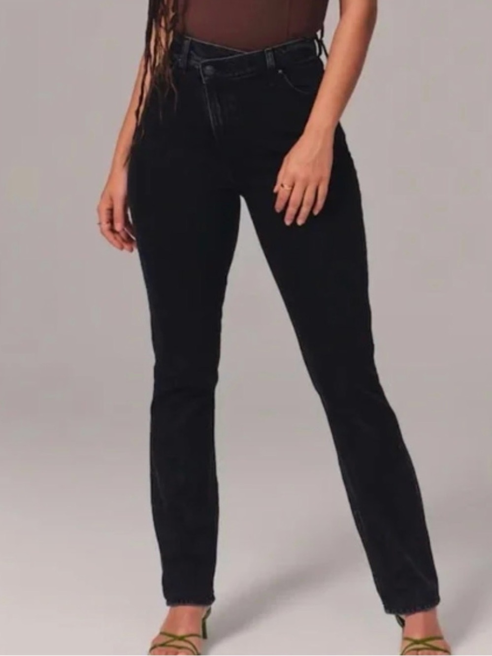 Abercrombie & Fitch 90s Slim Straight Ultra High Rise Criss Cross Black Jeans 25
